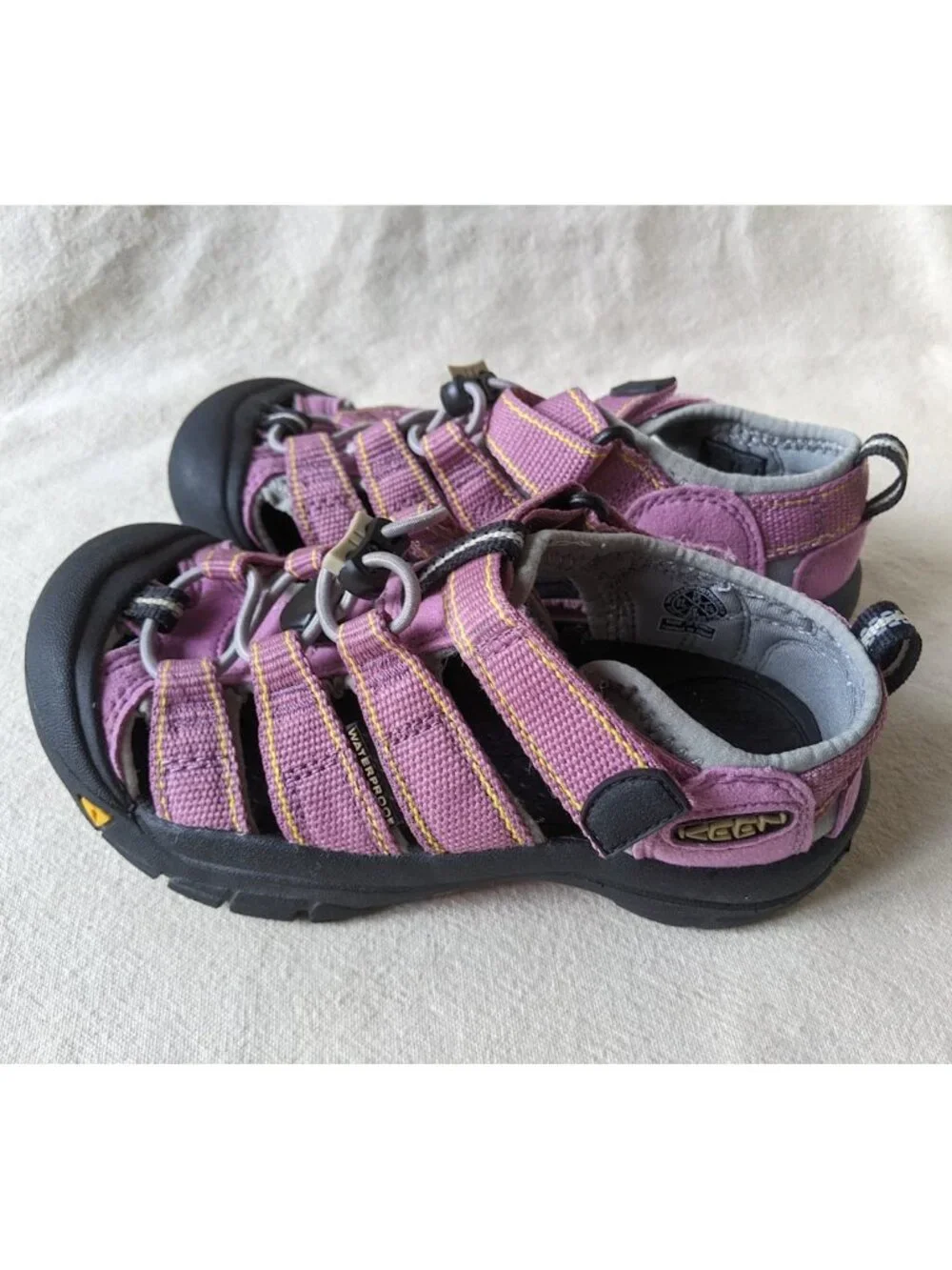 Keen Newport H2 Pink Beach Sport Sandals Water Shoes Toddler Kids Size 13